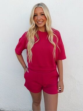 🩷NWT Mono B "Sabrina 2pc Set - Scuba Feel🥰 Top & Shorts” in “Plum Pink🩷” Large